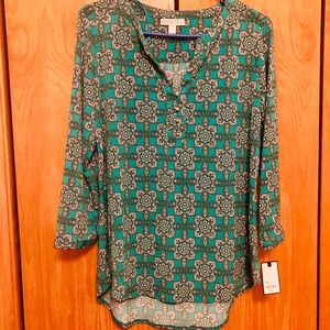 Dana Buchman Green Blouse